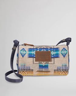 TRAVEL KIT IN BLUE CHIEF JOSEPH image number 1