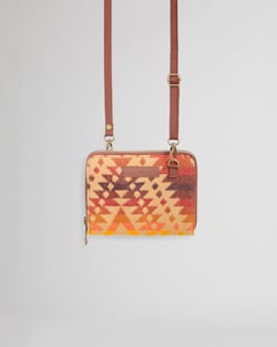 CROSSBODY WALLET IN BROWN MISSION TRAILS image number 1