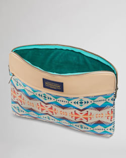 ALTERNATE VIEW OF LOS LUNAS CANOPY CANVAS LAPTOP CASE IN TAN MULTI image number 3