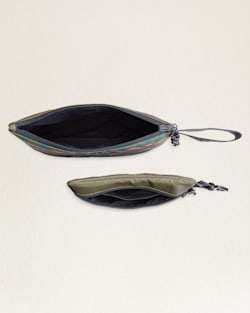 ALTERNATE VIEW OF CARICO LAKE ZIP POUCH SET IN OLIVE image number 3