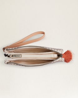 ALTERNATE VIEW OF COPPER RIVER COTTON THREE POCKET KEEPER IN BEIGE/CORAL image number 3