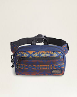 TRAPPER PEAK WAIST PACK IN NAVY image number 1