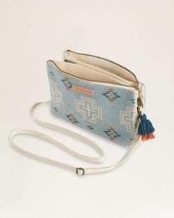 ALTERNATE VIEW OF SAN MARINO COTTON LARGE THREE POCKET KEEPER IN LIGHT BLUE image number 3