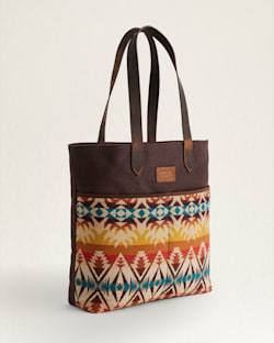 ALTERNATE VIEW OF PASCO WOOL/LEATHER MARKET TOTE IN SUNSET MULTI image number 2