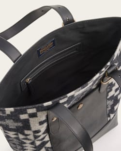 ALTERNATE VIEW OF BLUE RIDGE TOTE IN BLACK MULTI image number 3
