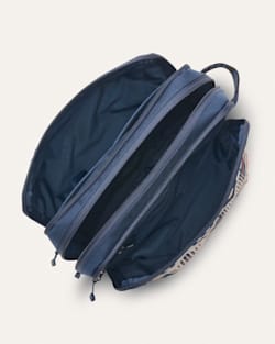 ALTERNATE VIEW OF CREEKSIDE EXPLORER TRAVEL KIT IN NAVY MULTI image number 3