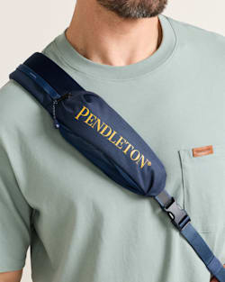 ALTERNATE VIEW OF CREEKSIDE EXPLORER SLING BACKPACK IN NAVY MULTI image number 6