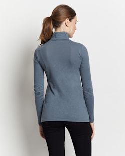 ALTERNATE VIEW OF LONG-SLEEVE TURTLENECK JERSEY TEE IN STORMY BLUE image number 3