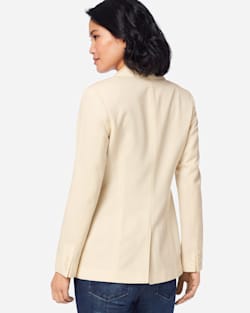 ADDITIONAL VIEW OF WOMEN'S SEASONLESS WOOL BLAZER IN IVORY image number 2