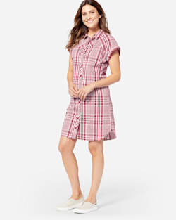 ADDITIONAL VIEW OF SUNNYSIDE TWO POCKET SHIRT DRESS IN RED ROCK image number 2