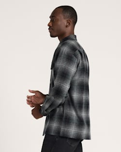 ALTERNATE VIEW OF MEN'S PLAID BOARD SHIRT IN GREY MIX MULTI PLAID image number 3