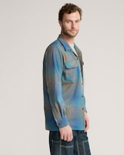 ALTERNATE VIEW OF MEN'S PLAID BOARD SHIRT IN BLUE MULTI/TAUPE MIX OMBRE image number 3