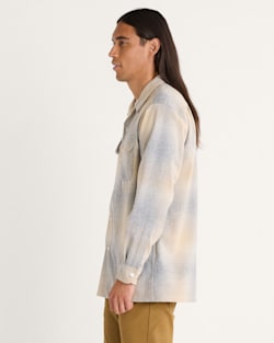 ALTERNATE VIEW OF MEN'S PLAID BOARD SHIRT IN TAN/GREY MIX OMBRE image number 3
