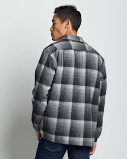 ALTERNATE VIEW OF MEN'S PLAID BOARD SHIRT IN GREY/OXFORD OMBRE image number 3