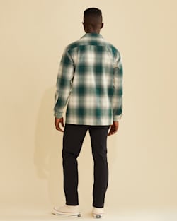 ALTERNATE VIEW OF MEN'S PLAID BOARD SHIRT IN GREEN/WHITE OMBRE image number 5