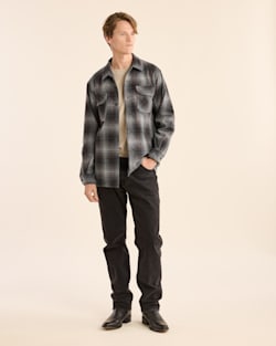 ALTERNATE VIEW OF MEN'S PLAID BOARD SHIRT IN GREY MIX MULTI PLAID image number 4