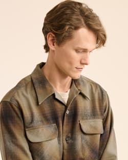 ALTERNATE VIEW OF MEN'S PLAID BOARD SHIRT IN OLIVE/BROWN OMBRE image number 4