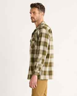 ALTERNATE VIEW OF MEN'S PLAID BOARD SHIRT IN OLIVE PLAID image number 3