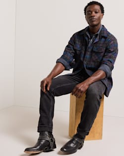 MEN'S PLAID BOARD SHIRT IN BLACK/PURPLE PLAID image number 1