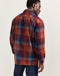 ALTERNATE VIEW OF MEN'S PLAID BOARD SHIRT IN MAROON/TEAL image number 4