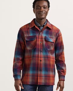 ALTERNATE VIEW OF MEN'S PLAID BOARD SHIRT IN MAROON/TEAL image number 5