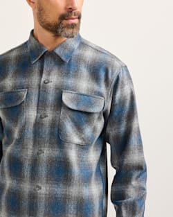 ALTERNATE VIEW OF MEN'S PLAID BOARD SHIRT IN CHARCOAL/NAVY OMBRE image number 5