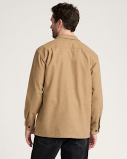 ALTERNATE VIEW OF MEN'S BOARD SHIRT IN TAN MIX image number 2