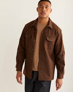ALTERNATE VIEW OF MEN'S BOARD SHIRT IN RUST image number 4