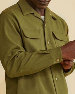 ALTERNATE VIEW OF MEN'S BOARD SHIRT IN OLIVE GREEN image number 2