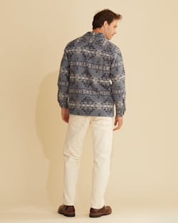 ALTERNATE VIEW OF MEN'S JACQUARD BOARD SHIRT IN BLUE DESERT DAWN image number 3