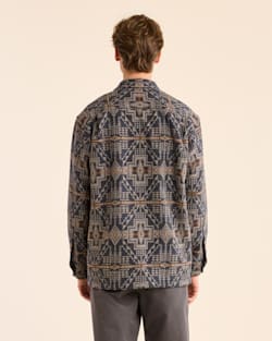 ALTERNATE VIEW OF MEN'S JACQUARD BOARD SHIRT IN NAVY HARDING TRAIL image number 3