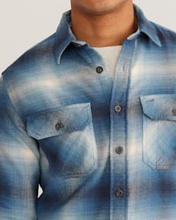 ALTERNATE VIEW OF MEN'S PLAID BURNSIDE DOUBLE-BRUSHED FLANNEL SHIRT IN ROYAL/WHITE PLAID image number 4