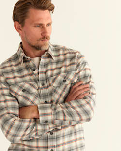 ALTERNATE VIEW OF MEN'S PLAID BURNSIDE DOUBLE-BRUSHED FLANNEL SHIRT IN BIRCH/GREY/RED PLAID image number 4