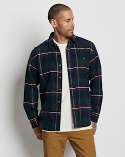 MEN'S FREMONT DOUBLE-BRUSHED FLANNEL SHIRT IN GREEN/NAVY PLAID image number 1