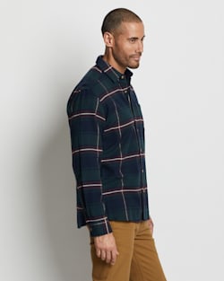 ALTERNATE VIEW OF MEN'S FREMONT DOUBLE-BRUSHED FLANNEL SHIRT IN GREEN/NAVY PLAID image number 2