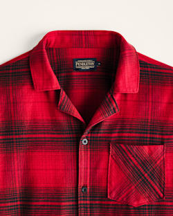 ALTERNATE VIEW OF MEN'S PLAID FLANNEL PAJAMA SET IN RED/BLACK image number 2