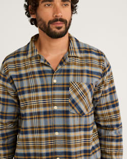 ALTERNATE VIEW OF MEN'S PLAID FLANNEL PAJAMA SET IN NAVY/OCHRE image number 4