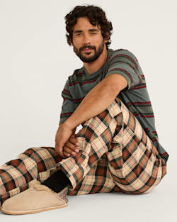 ALTERNATE VIEW OF MEN'S PLAID FLANNEL PAJAMA PANTS IN TAN/BLACK/BRICK image number 5