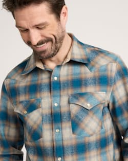 ALTERNATE VIEW OF MEN'S PLAID SNAP-FRONT WESTERN CANYON SHIRT IN TAN/GREY/TURQUOISE OMBRE image number 5
