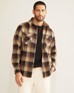 MEN'S PLAID SNAP-FRONT WESTERN CANYON SHIRT IN BROWN/NAVY OMBRE image number 1