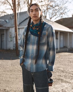 ALTERNATE VIEW OF MEN'S PLAID SNAP-FRONT WESTERN CANYON SHIRT IN BLUE MIX OMBRE image number 2