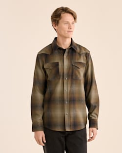 ALTERNATE VIEW OF MEN'S PLAID SNAP-FRONT WESTERN CANYON SHIRT IN OLIVE/BROWN OMBRE image number 4