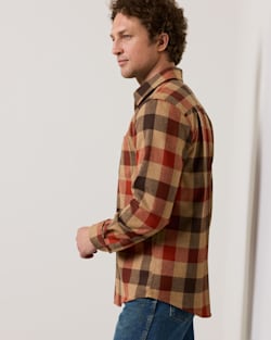 ALTERNATE VIEW OF MEN'S PLAID LODGE SHIRT IN RED MULTI CHECK image number 4