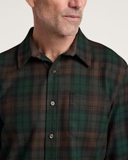 ALTERNATE VIEW OF MEN'S PLAID LODGE SHIRT IN BROWN WATCH TARTAN image number 4