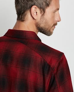 ALTERNATE VIEW OF MEN'S PLAID SCOUT SHIRT IN RED/BLACK BUFFALO CHECK image number 2