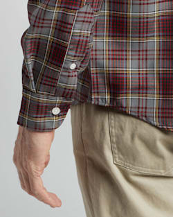 ALTERNATE VIEW OF AIRLOOM MERINO SIR PENDLETON SHIRT IN RED/GREY ANDERSON TARTAN image number 5