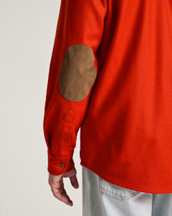 ALTERNATE VIEW OF MEN'S ELBOW-PATCH TRAIL SHIRT IN RED image number 5