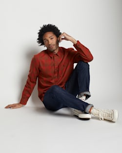 MEN'S PLAID TRAIL SHIRT IN RED/COPPER OMBRE image number 1