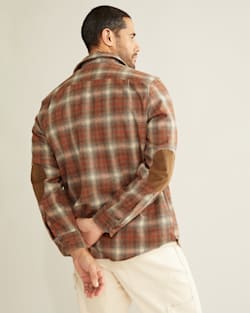 CLOSE UP BACK VIEW OF MEN'S PLAID ELBOW-PATCH TRAIL SHIRT IN GREY/COPPER OMBRE image number 4