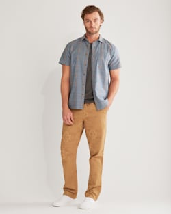 MEN'S SHORT-SLEEVE CARSON CHAMBRAY SHIRT IN DEEP BLUE image number 1